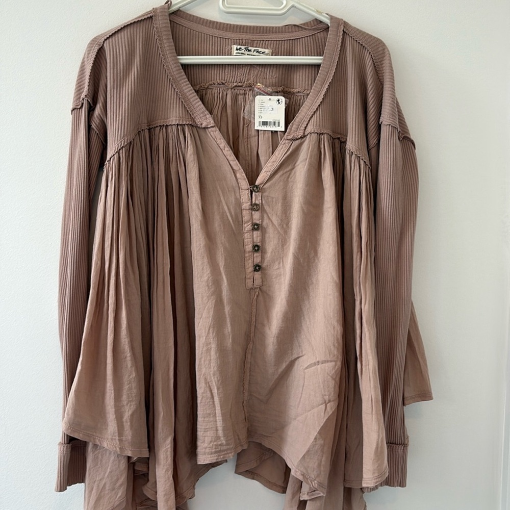 We the free top pinky taupe